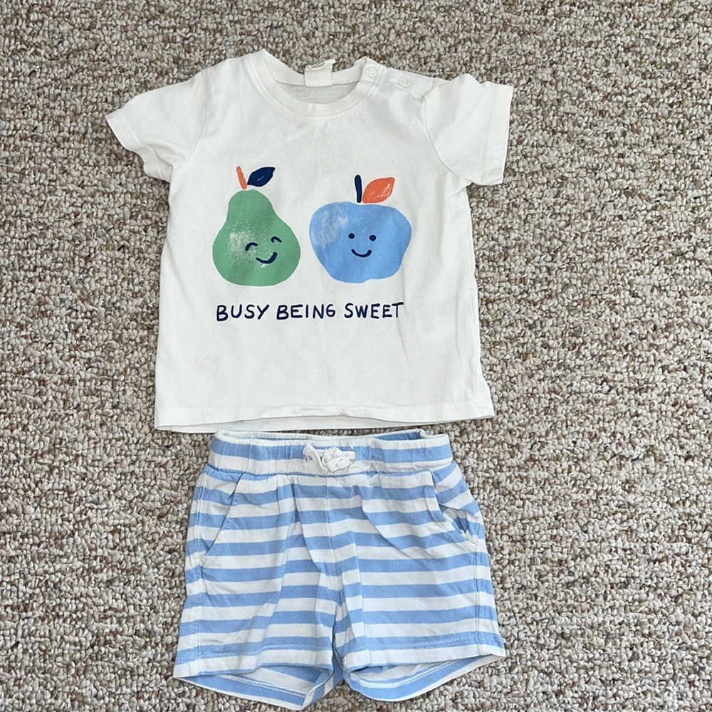 Shorts and short sleeve set